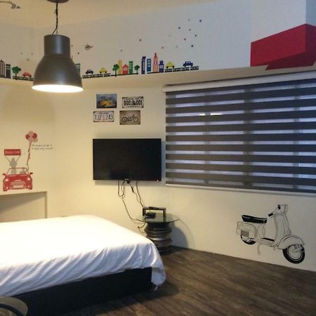 Traveler Station R15 Lägenhet Kaohsiung Exteriör bild